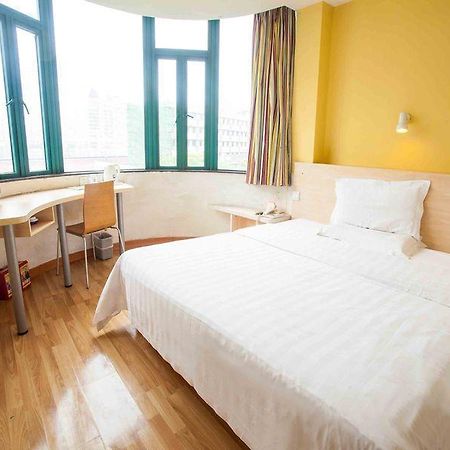 7 Days Inn Furong Zhong Road Чанша Экстерьер фото
